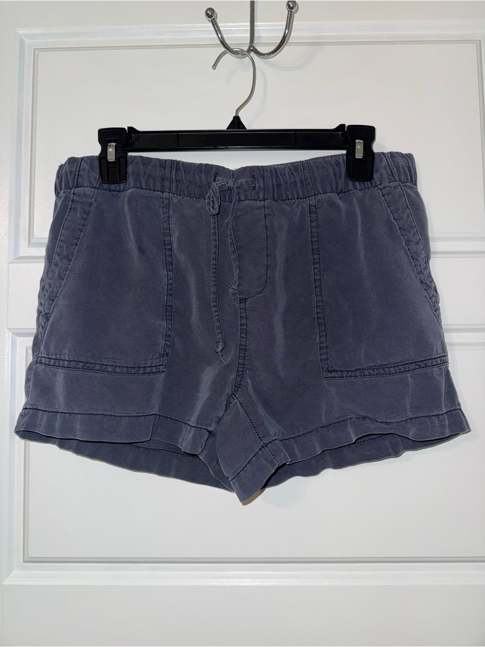 GAP Women's Shorts in Blue-Gray